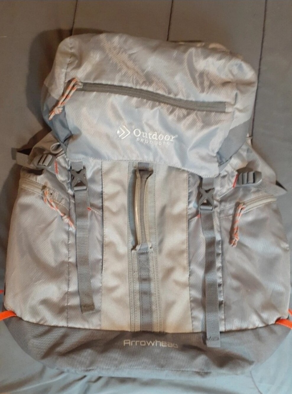 Arrowhead Gray Hiking Backpack - Gray